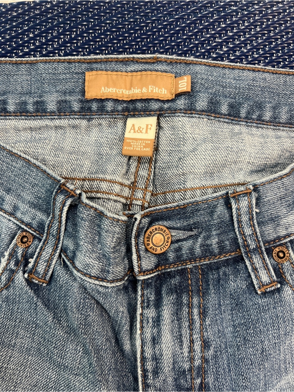 Abercrombie & Fitch 101 Flared Jeans Light Wash Y2K Denim - Picture 4 of 6